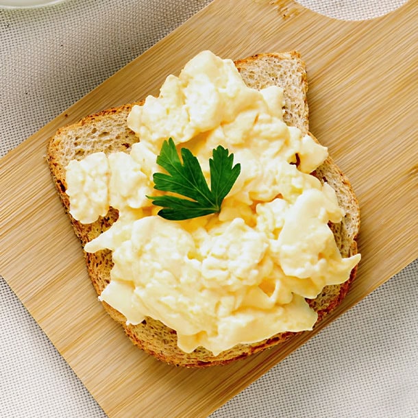 recipe-5-minute-scrambled-eggs-thumbnail